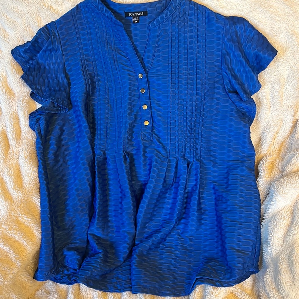 Fox & Ali short sleeve royal bluee blouse 2X
